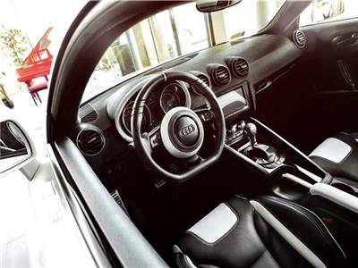 奧迪內(nèi)飾改裝